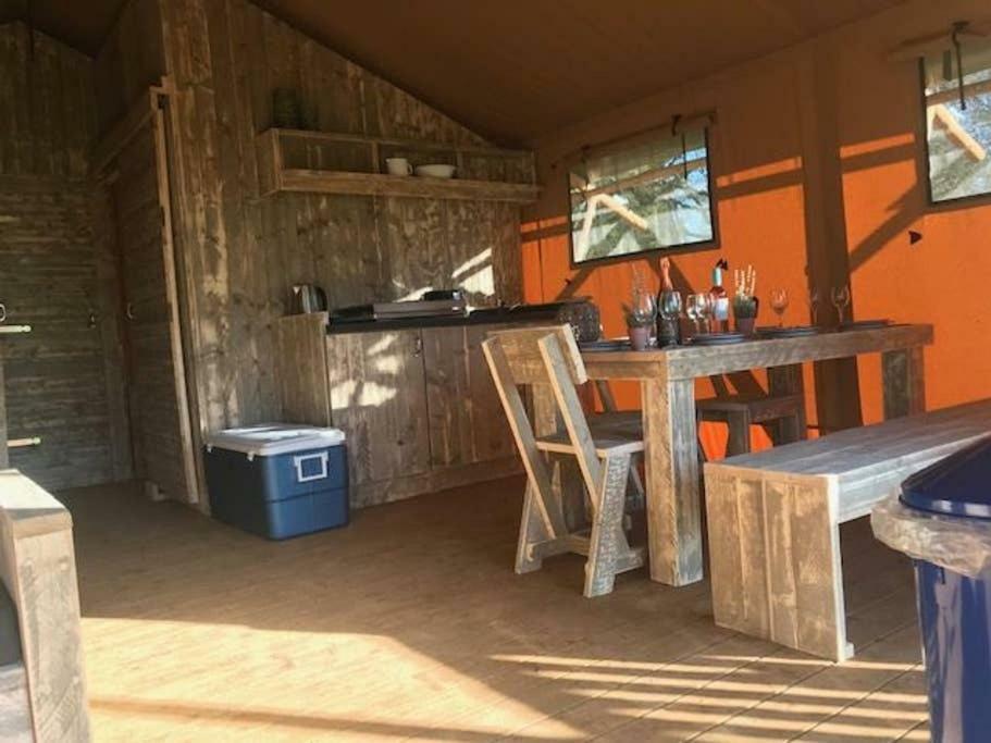 Lapwing Safari Tent Cheltenham Kültér fotó