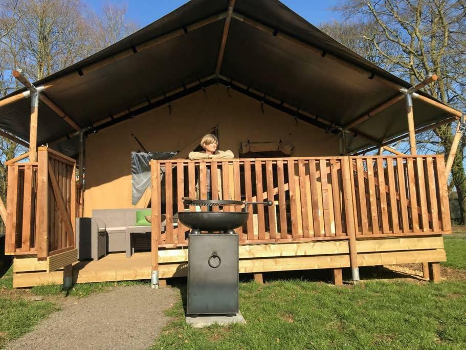 Lapwing Safari Tent Cheltenham Kültér fotó